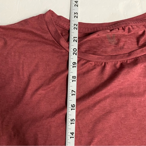 Vuori Red Crop Tee Medium - Picture 6 of 7